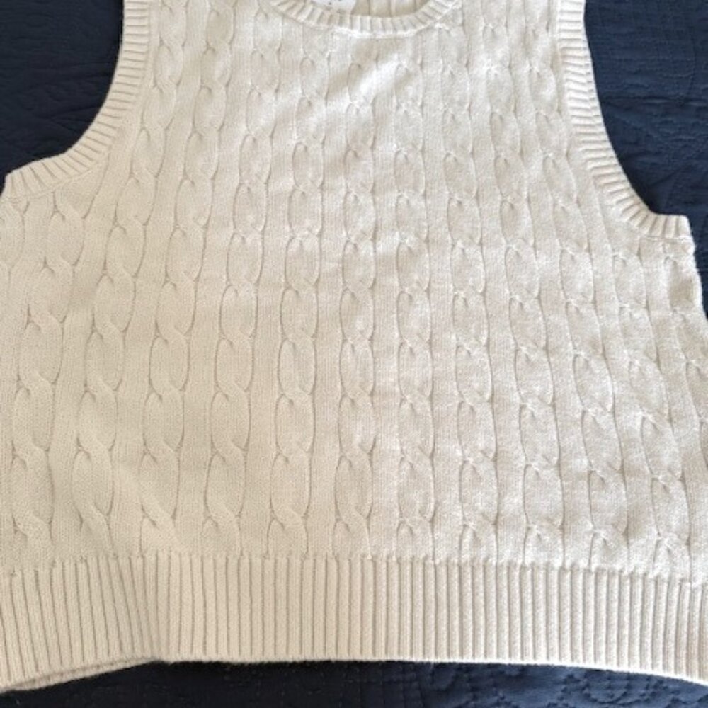 J. Crew Cable Knit Sweater Vest - Heather Cloud - Size Large (NWT)